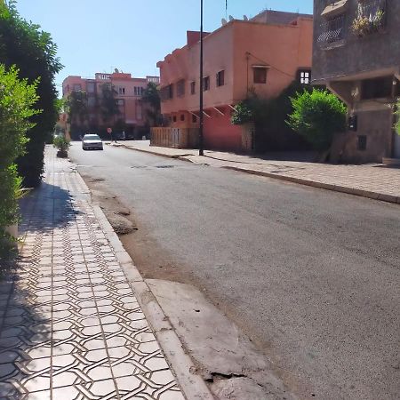 Appartement Relax Marrakech, شقة عائلية بمراكش متوفرة على غرفتين Екстериор снимка
